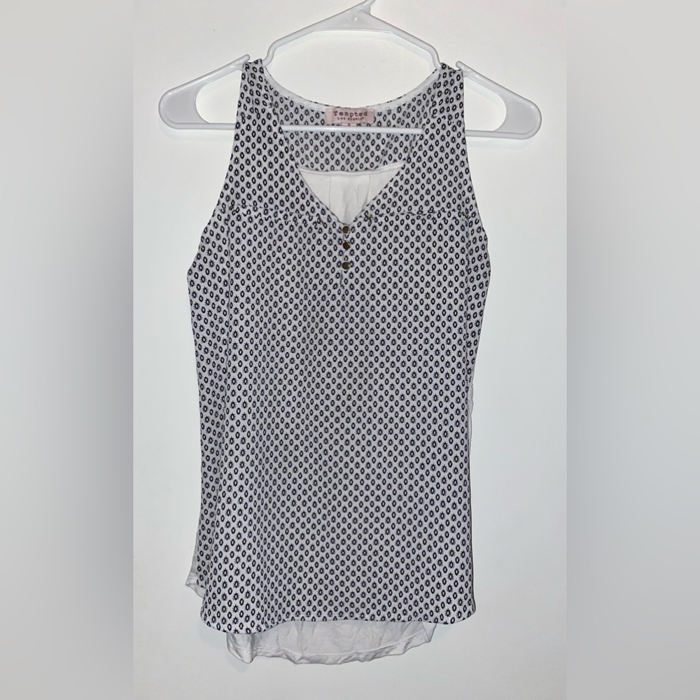 Size small